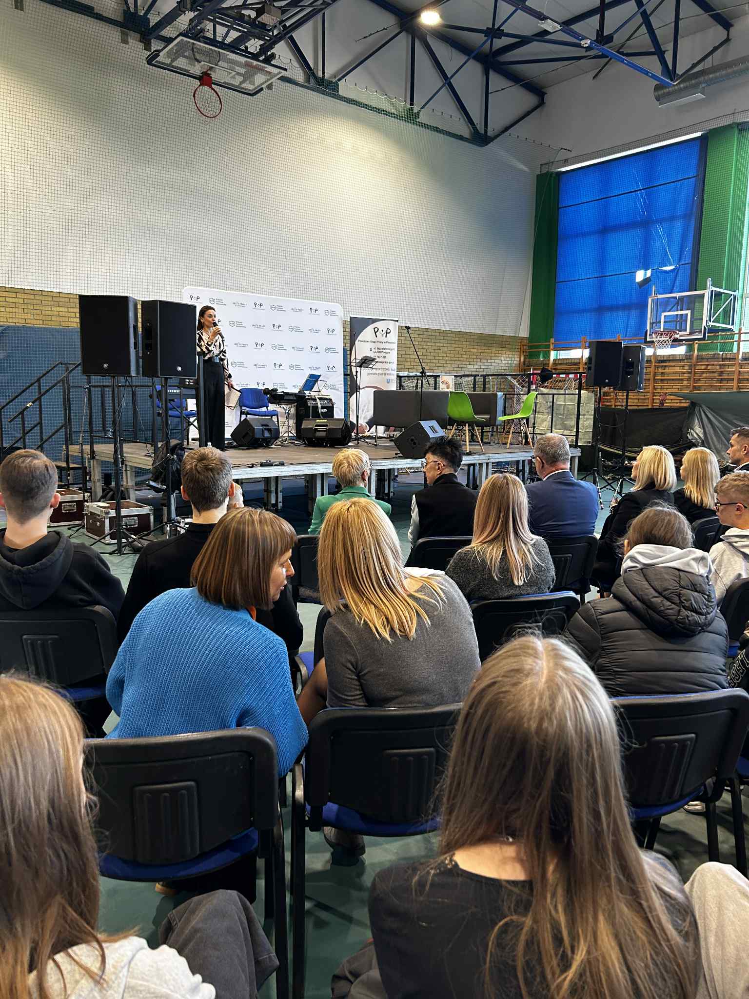 8270d23a b98f 4008 9227 d14783cc1f76