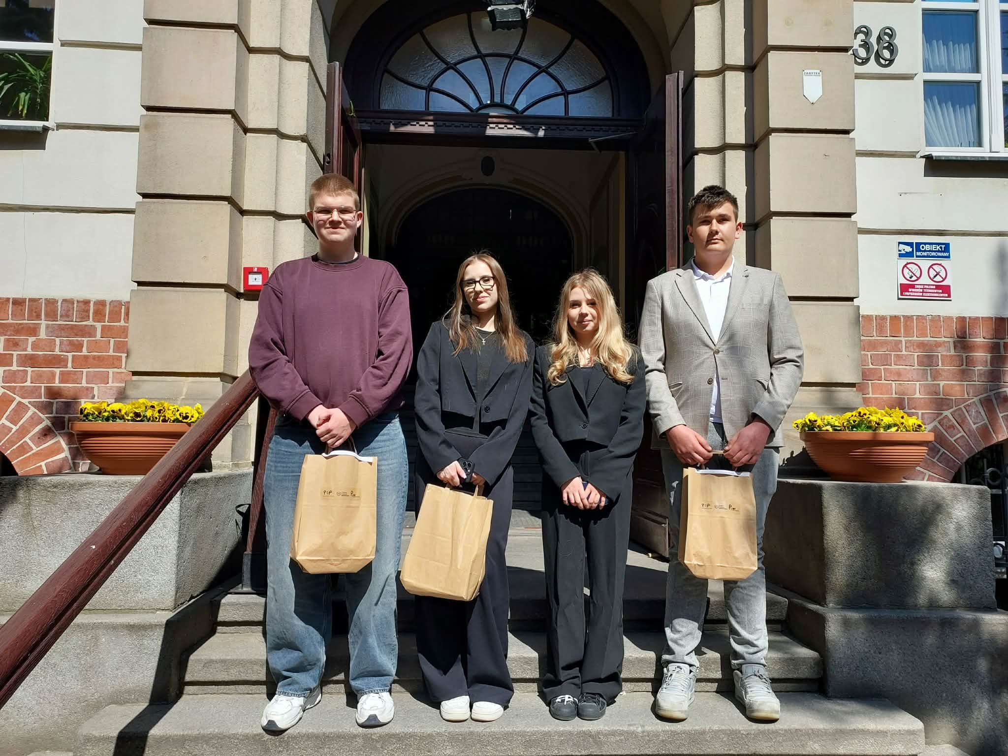 672684750 1417574613505670 1897136623105554185 n